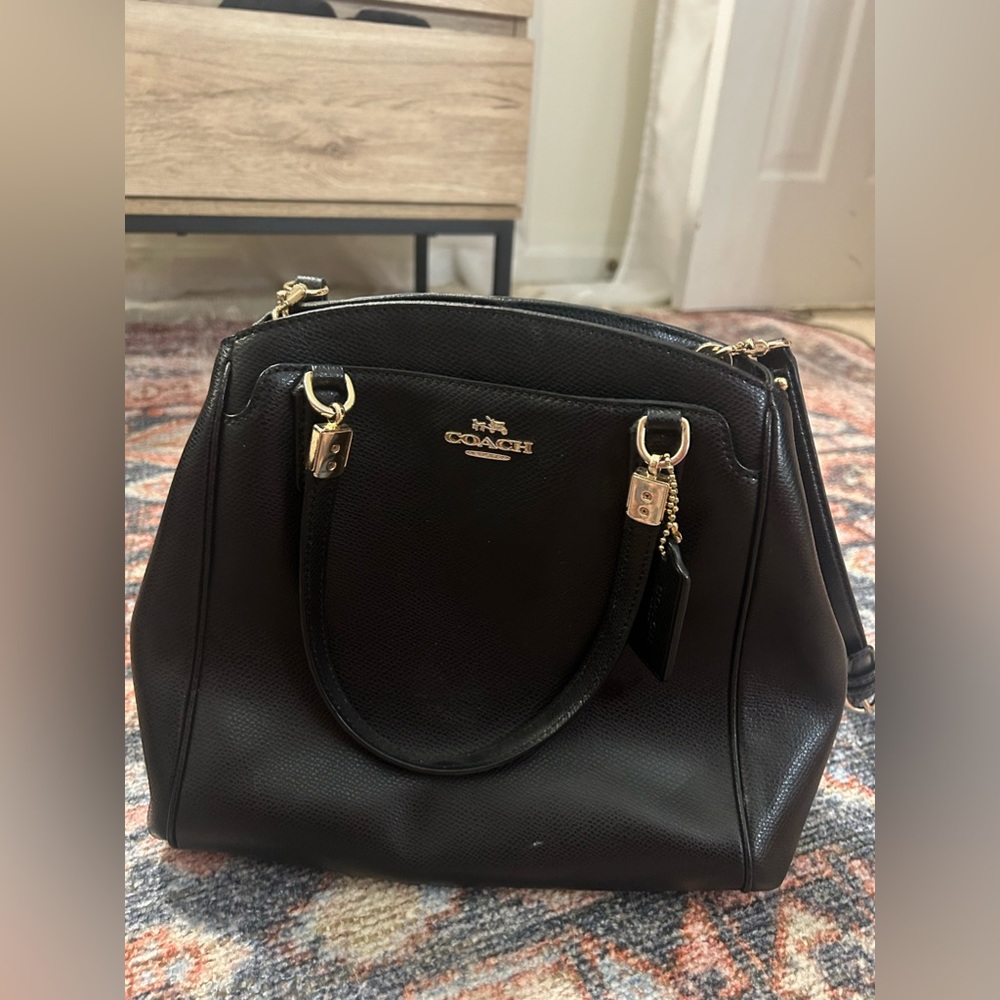 BLACK COACH SHOULDER BAG!